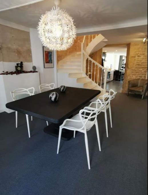 Appartement Charmant Et Elegant De Centre Ville Caen Exterior foto